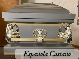 Diseño de influencia española que resalta por su belleza y resistencia.